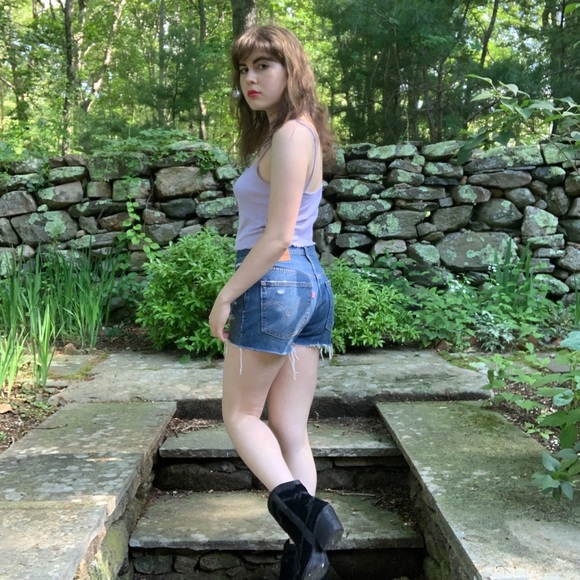 Levi’s 501 Shorts - Picture 2 of 8